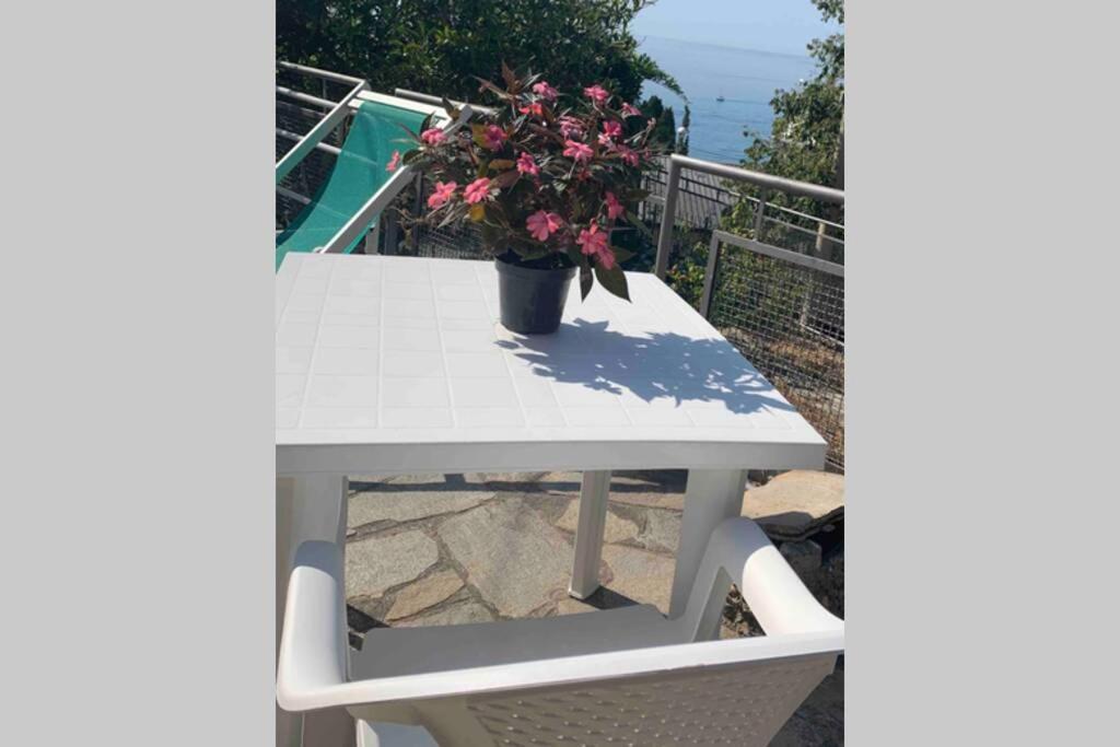 Alloggio Privato A 5 Min Dal Mare Apartment Borgio Verezzi Exterior photo
